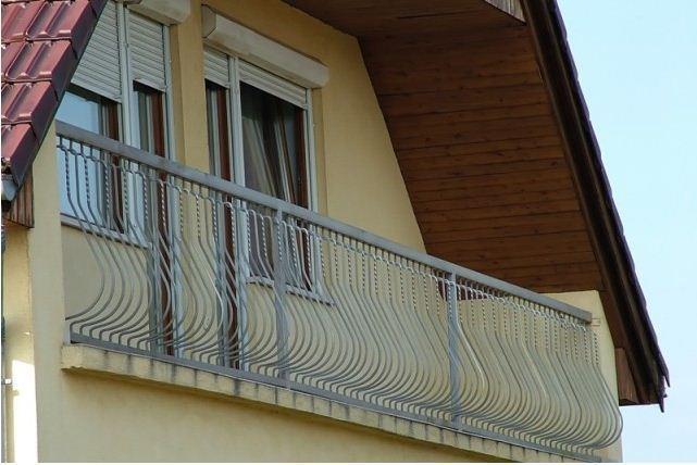 Boezsi Apartman Sarvar Exterior photo
